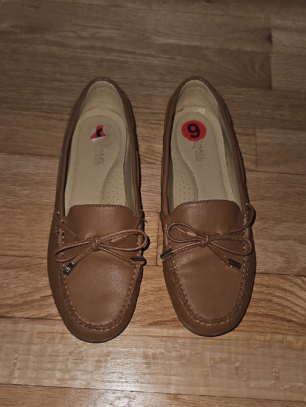 MICHAEL Michael Kors Women's Tan Brown Moccasin Loafers with Bow